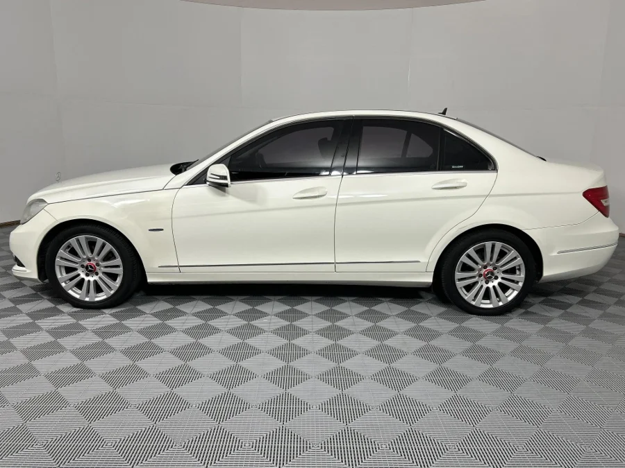 Used 2011 Mercedes-Benz C-Class C180 Elegance auto - WeBuyCars Richmond