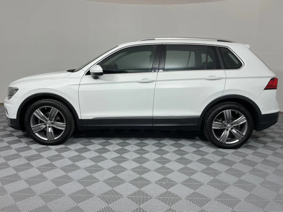 Used 2017 Volkswagen Tiguan 1.4TSI Comfortline R-Line - WeBuyCars The Dome