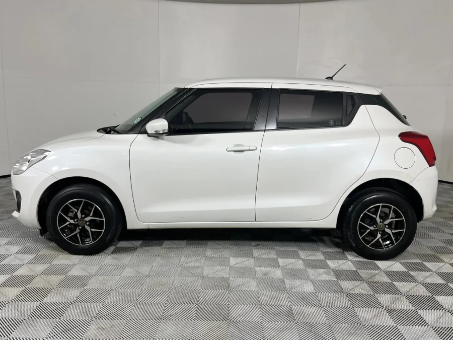 Used 2023 Suzuki Swift 1.2 GL auto - WeBuyCars Montana