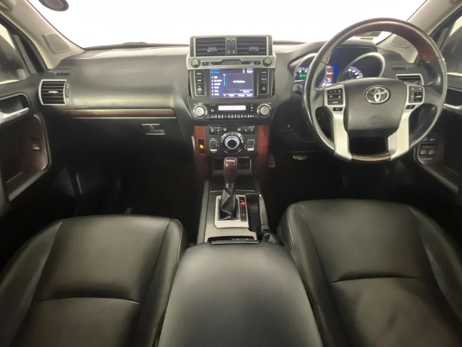 Used 2014 Toyota Land Cruiser Prado 4.0 VX - WeBuyCars JHB South
