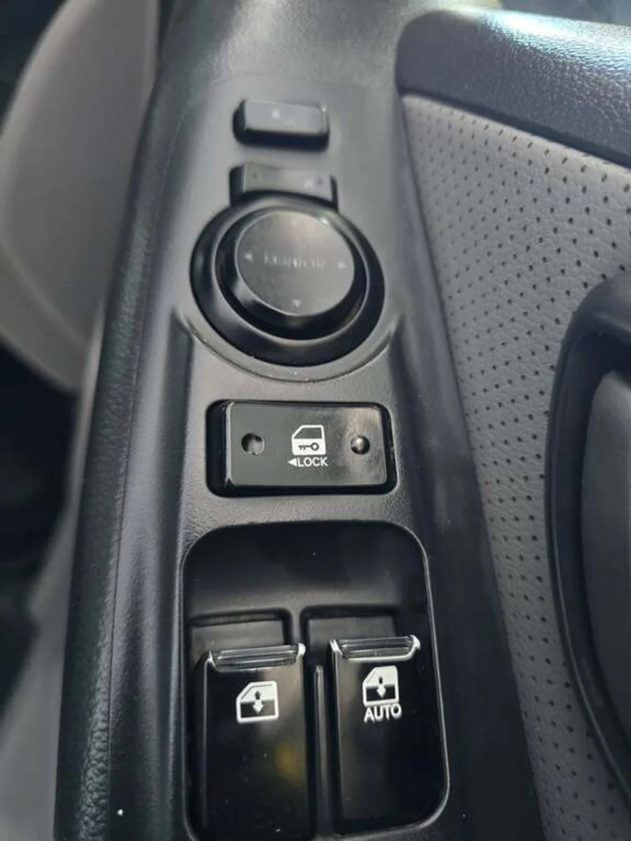 Used 2019 Hyundai H-1 2.5VGTi bus Elite 9-seater - Deals 4 Wheels