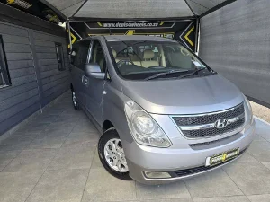 Used 2012 Hyundai H-1 2.4 bus Executive