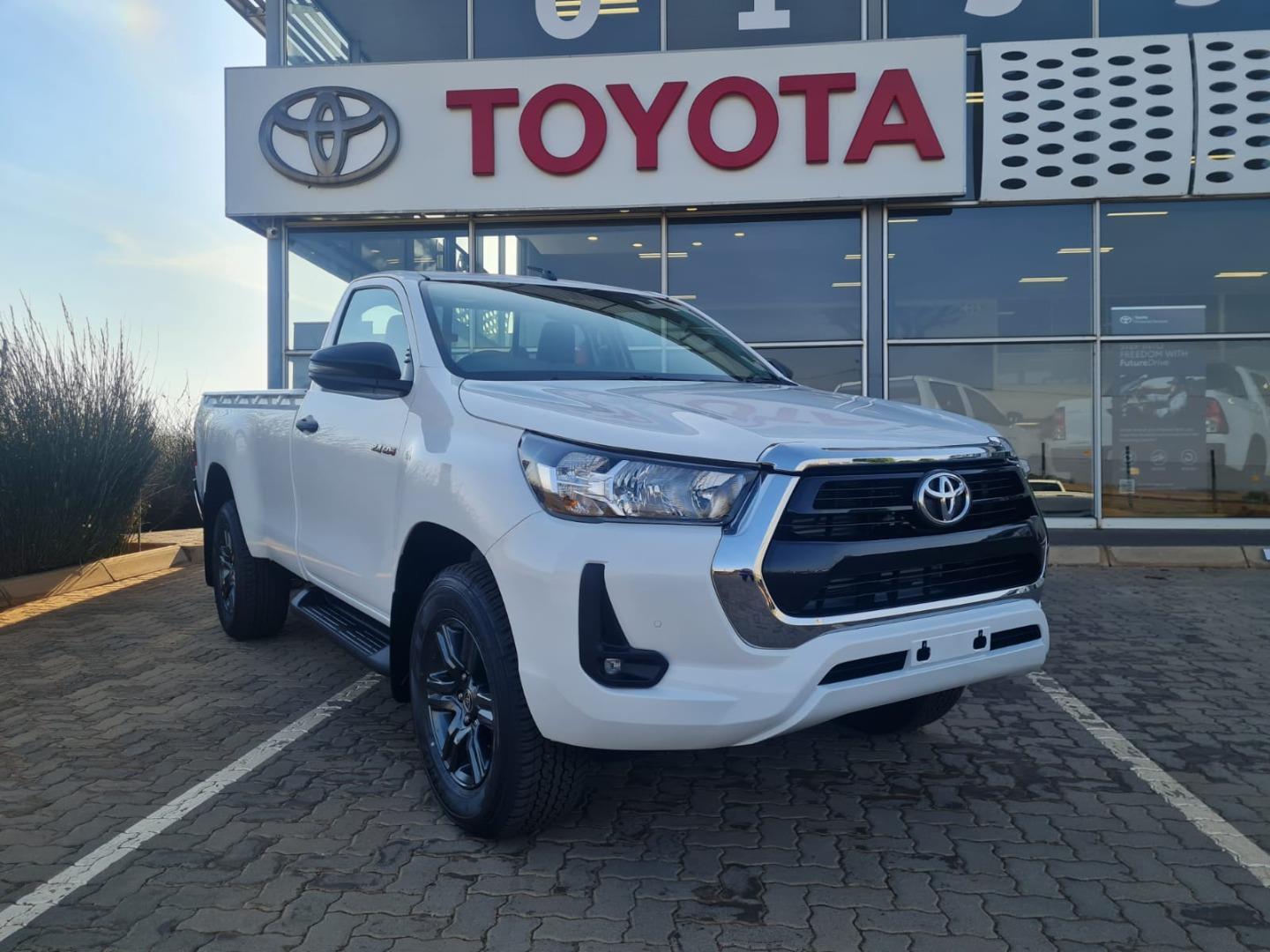 Used 2026 Toyota Hilux 2.4GD-6 single cab 4x4 Raider manual