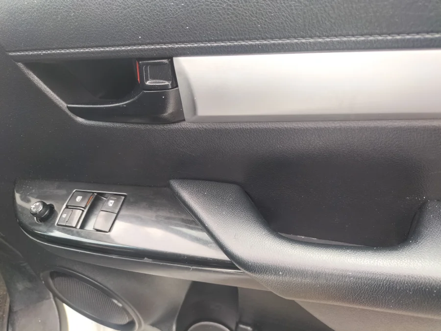 Used 2019 Toyota Hilux 2.4GD-6 SRX - Wariz Auto