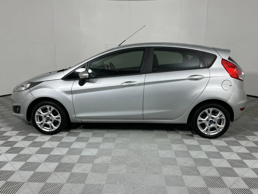 Used 2015 Ford Fiesta 5-door 1.0T Trend - WeBuyCars Gqeberha