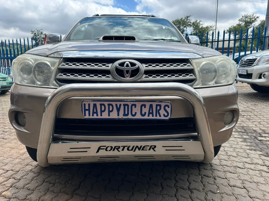 Used 2010 Toyota Fortuner 3.0D-4D 4x4 - Happy DC Motors Used 2010 Toyota Fortuner 3.0D-4D 4x4 - Happy DC Motors