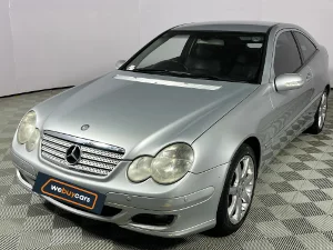 Used 2005 Mercedes-Benz C-Class C230 Kompressor Sports Coupé Evolution Touchshift