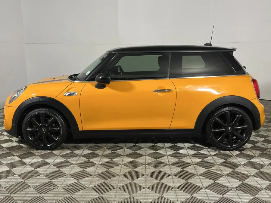 Used 2014 MINI Hatch Cooper S Hatch 3-door Seven 7 - WeBuyCars Germiston