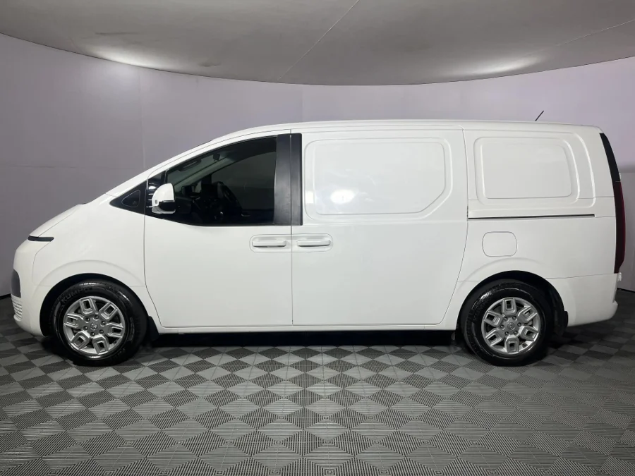 Used 2022 Hyundai Staria 2.2D panel van - WeBuyCars Rustenburg