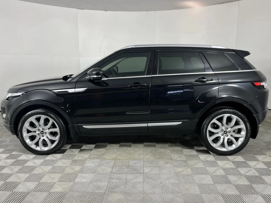 Used 2013 Land Rover Range Rover Evoque SD4 Prestige - WeBuyCars The Dome