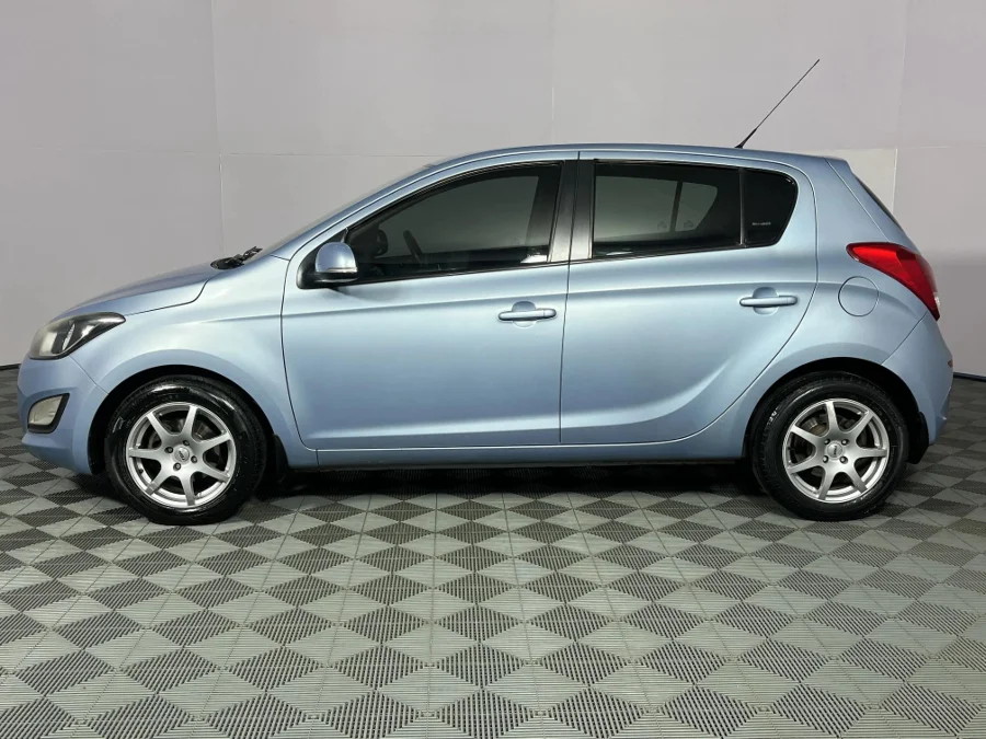 Used 2014 Hyundai i20 1.4 Fluid auto - WeBuyCars Rustenburg