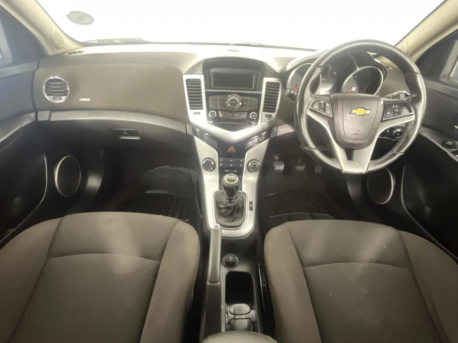 Used 2013 Chevrolet Cruze hatch 1.6 LS - WeBuyCars Mbombela