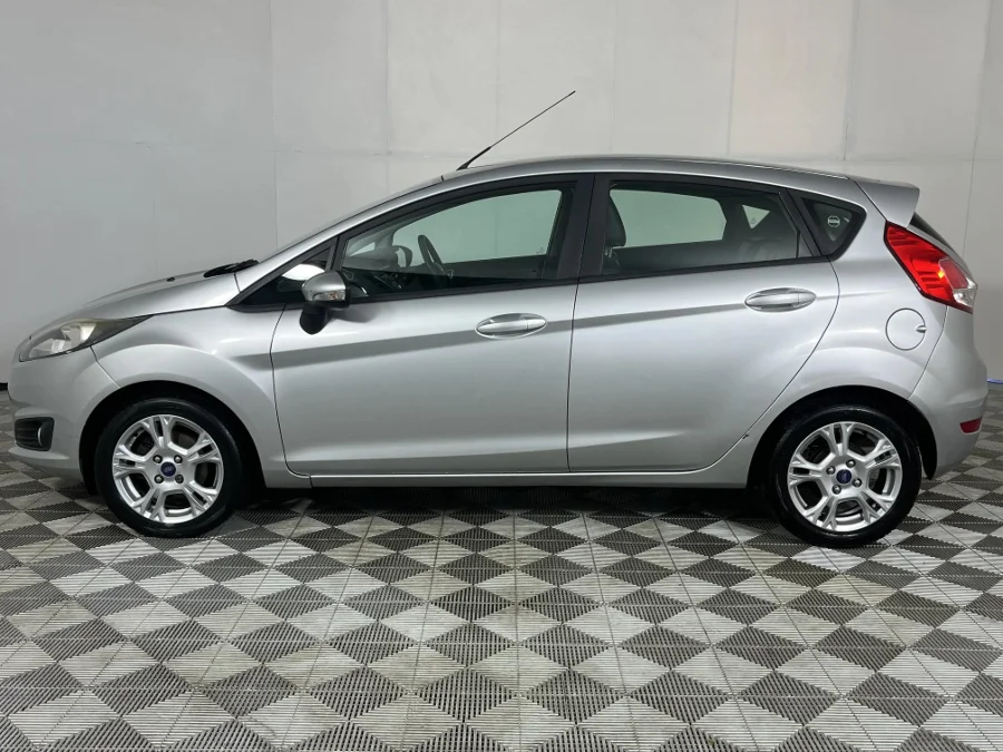 Used 2014 Ford Fiesta 5-door 1.0T Trend auto - WeBuyCars George