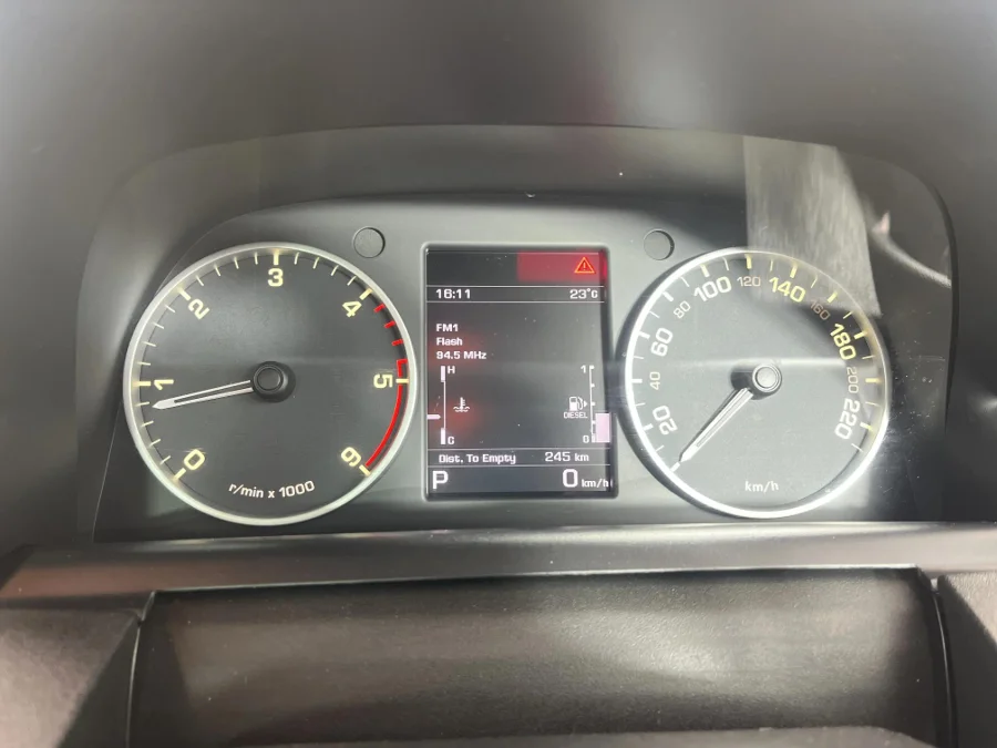 Used 2014 Land Rover Discovery SDV6 SE - WeBuyCars Richmond