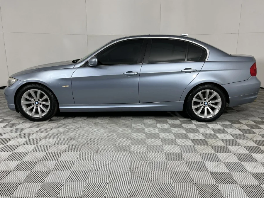 Used 2011 BMW 3 Series 323i Individual - WeBuycars East London