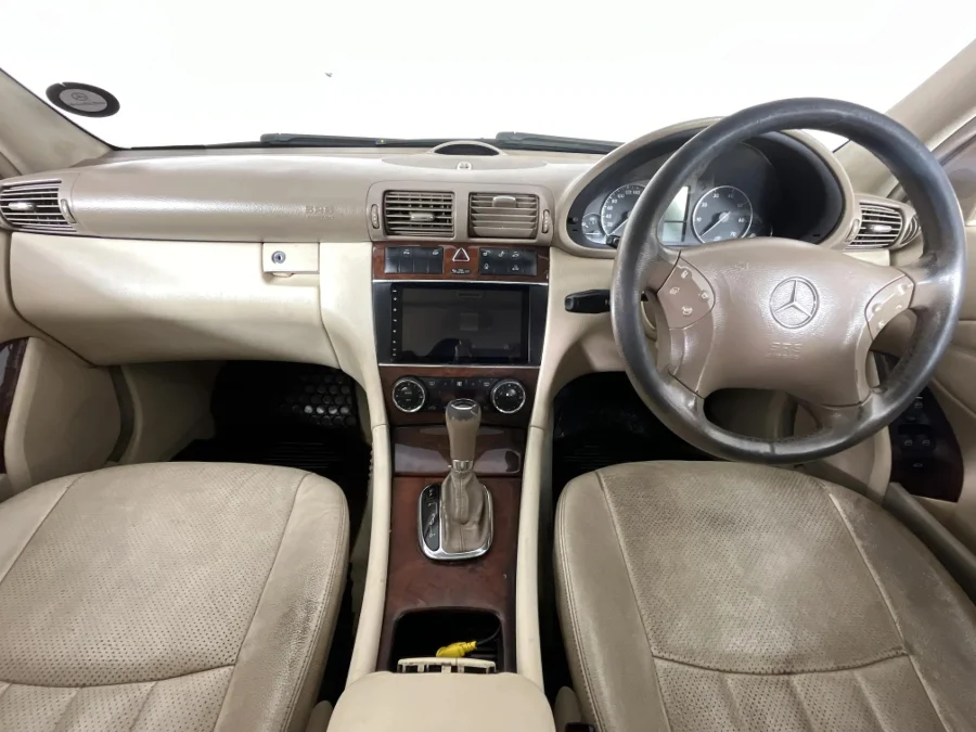 Used 2006 Mercedes-Benz C-Class C350 Elegance - WeBuyCars The Dome
