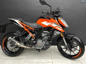 New 2017 KTM 125 Duke