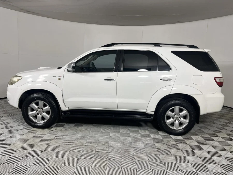 Used 2010 Toyota Fortuner 3.0D-4D - WeBuyCars Riverhorse