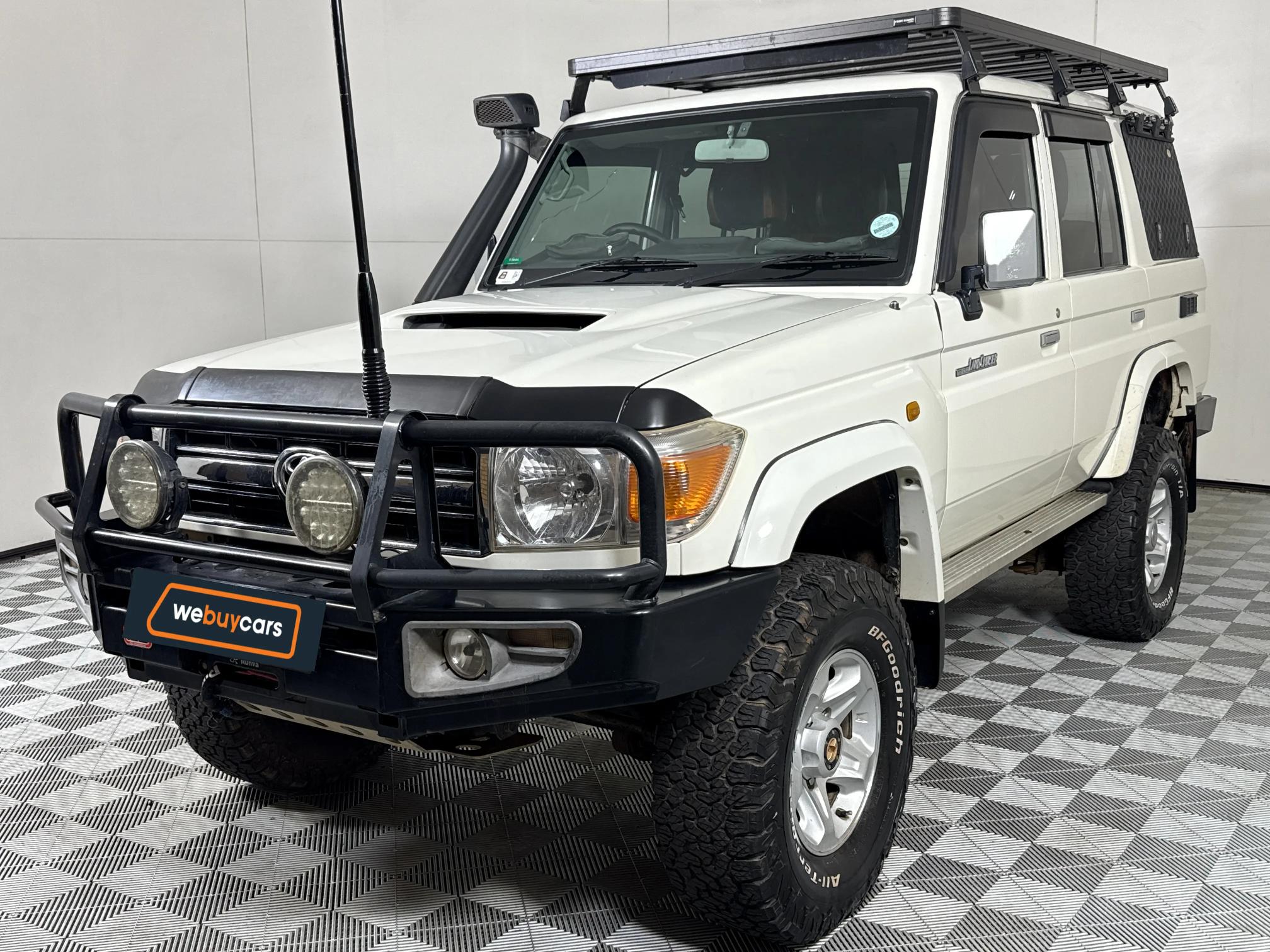 Used 2014 Toyota Land Cruiser 76 4.5D-4D V8 station wagon LX