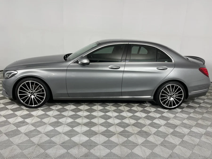 Used 2015 Mercedes-Benz C-Class C220d Avantgarde auto - WeBuyCars Brackenfell Cape Town
