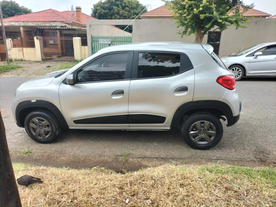 Used 2017 Renault Kwid 1.0 Ultra - Wariz Auto
