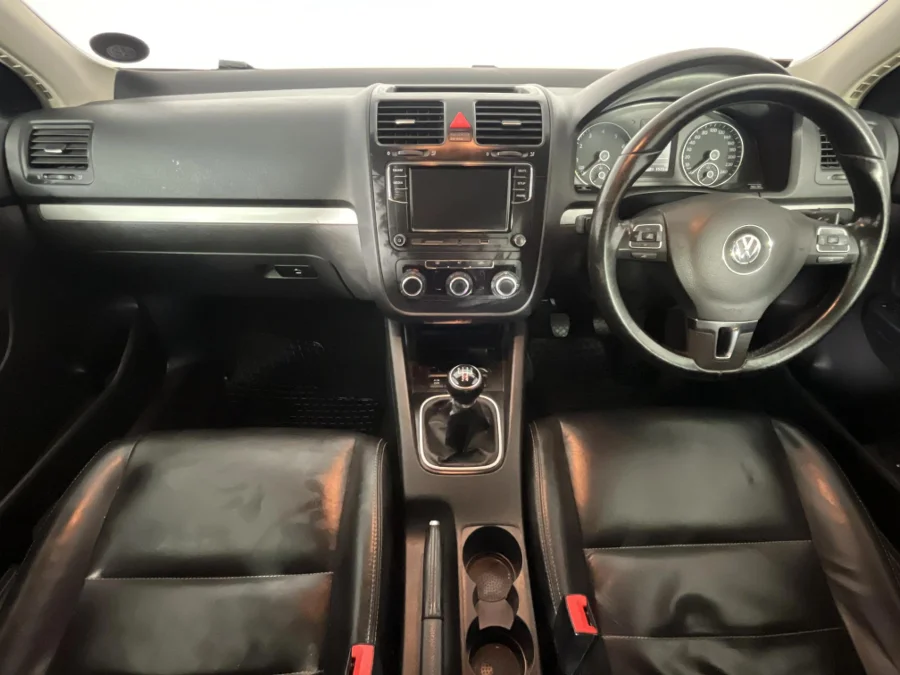 Used 2011 Volkswagen Jetta 1.6 Trendline - WeBuyCars Brackenfell Cape Town