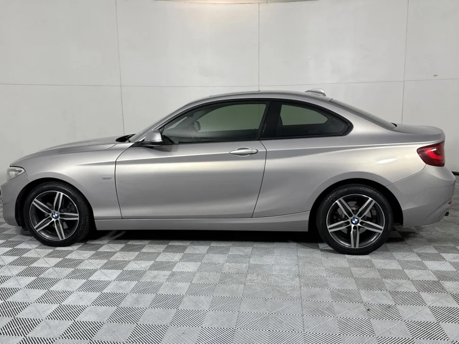 Used 2017 BMW 2 Series 220i coupe Sport Line - WeBuyCars Midstream