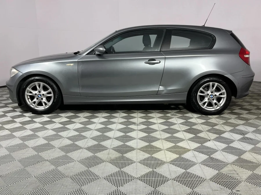 Used 2009 BMW 1 Series 116i 3-door Exclusive - WeBuyCars JHB South