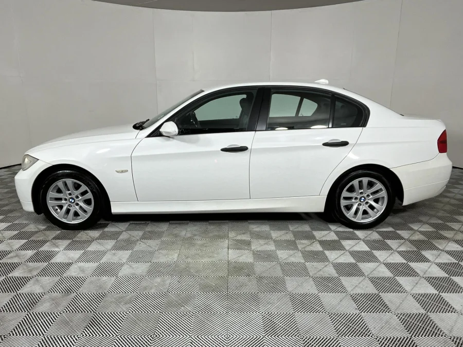 Used 2007 BMW 3 Series 320i steptronic - WeBuyCars The Dome