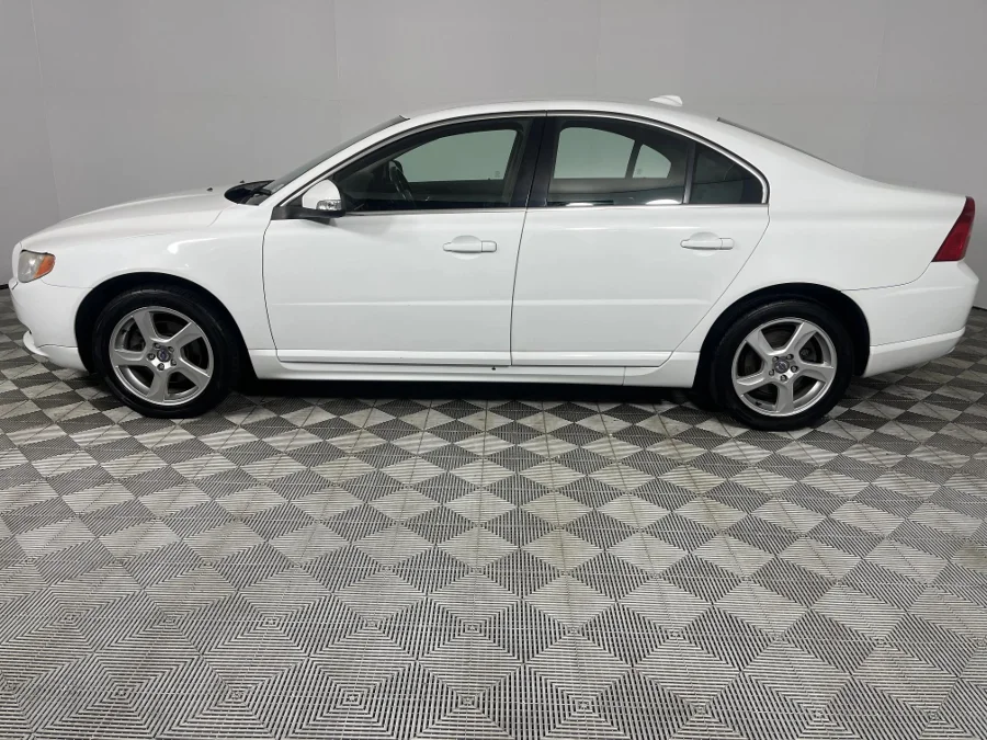 Used 2010 Volvo S80 2.0T - WeBuyCars Richmond