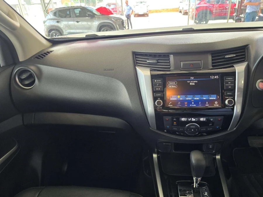 Used 2023 Nissan Navara 2.5DDTi double cab LE Plus - AutoCity Group