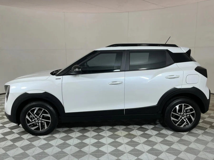 Used 2025 Mahindra XUV 3XO 1.2T AX5 auto - WeBuyCars Vereeniging