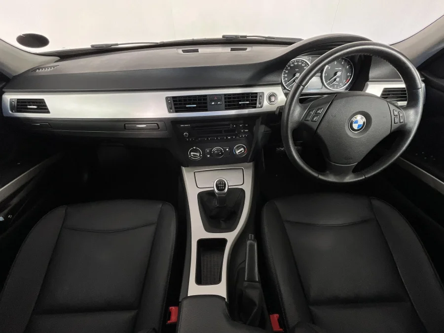 Used 2010 BMW 3 Series 320i - WeBuyCars George