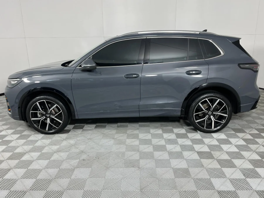 Used 2025 Volkswagen Tiguan 2.0TDI R-Line 4Motion - WeBuycars East London
