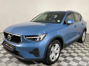 Used 2023 Volvo XC40 B3 Essential