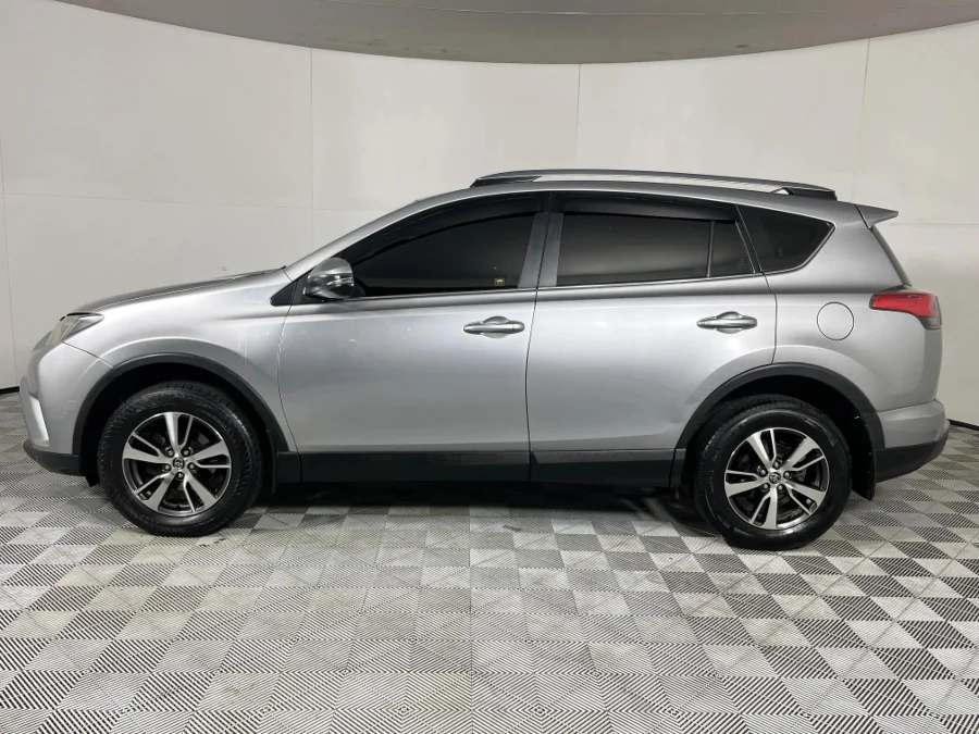 Used 2017 Toyota RAV4 2.0 GX auto - WeBuyCars Riverhorse