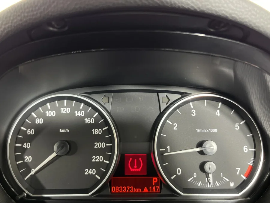 Used 2010 BMW 1 Series 120i convertible auto - WeBuyCars The Dome