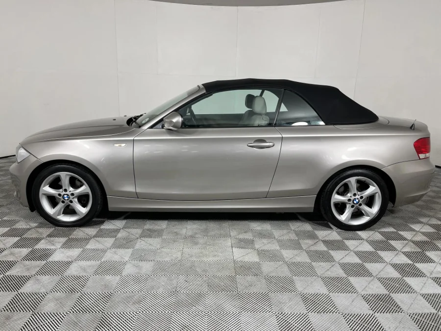 Used 2010 BMW 1 Series 120i convertible auto - WeBuyCars The Dome