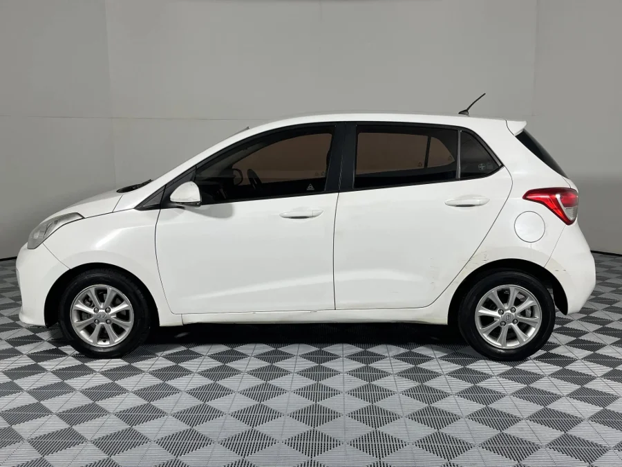Used 2020 Hyundai Grand i10 1.0 Fluid - WeBuyCars Germiston