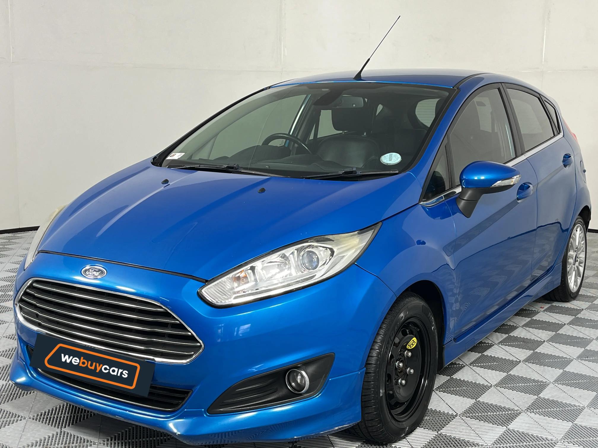 Used 2015 Ford Fiesta 5-door 1.0T Titanium