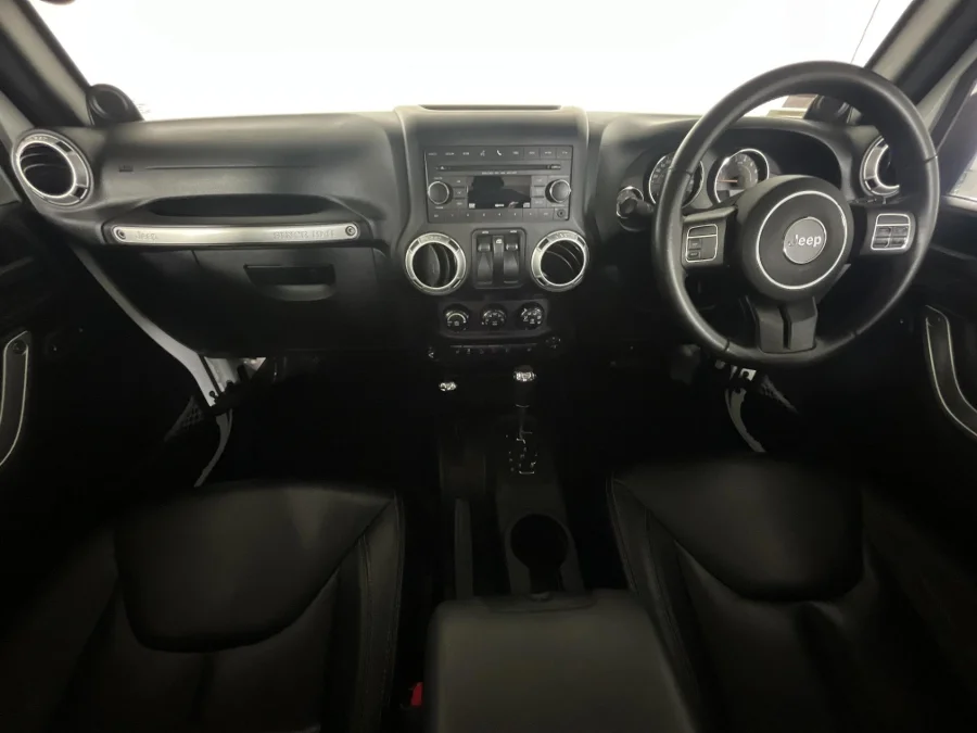 Used 2014 Jeep Wrangler 3.6L Sahara Conservation Edition - WeBuyCars Midstream