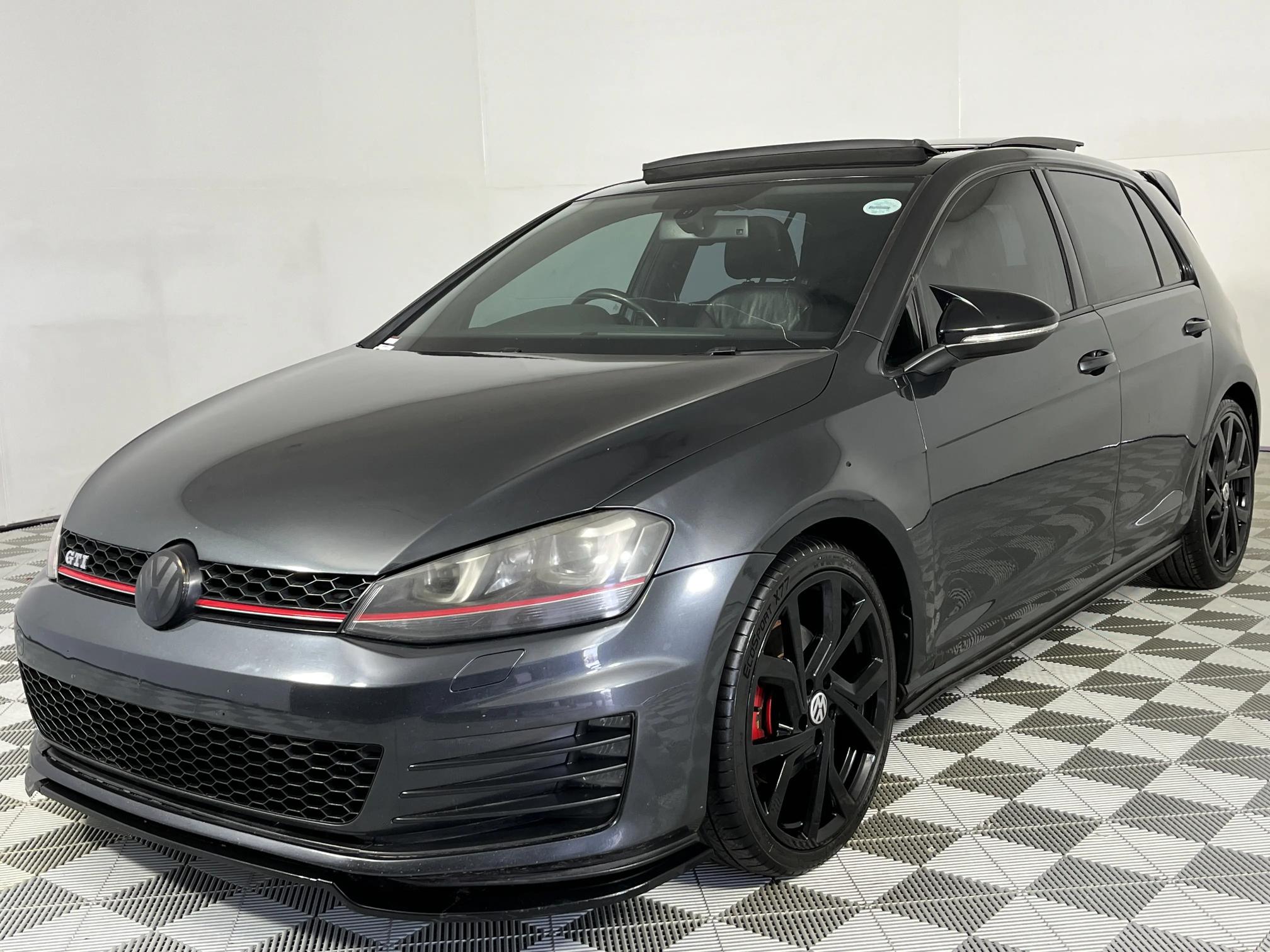 Used 2014 Volkswagen Golf GTI auto