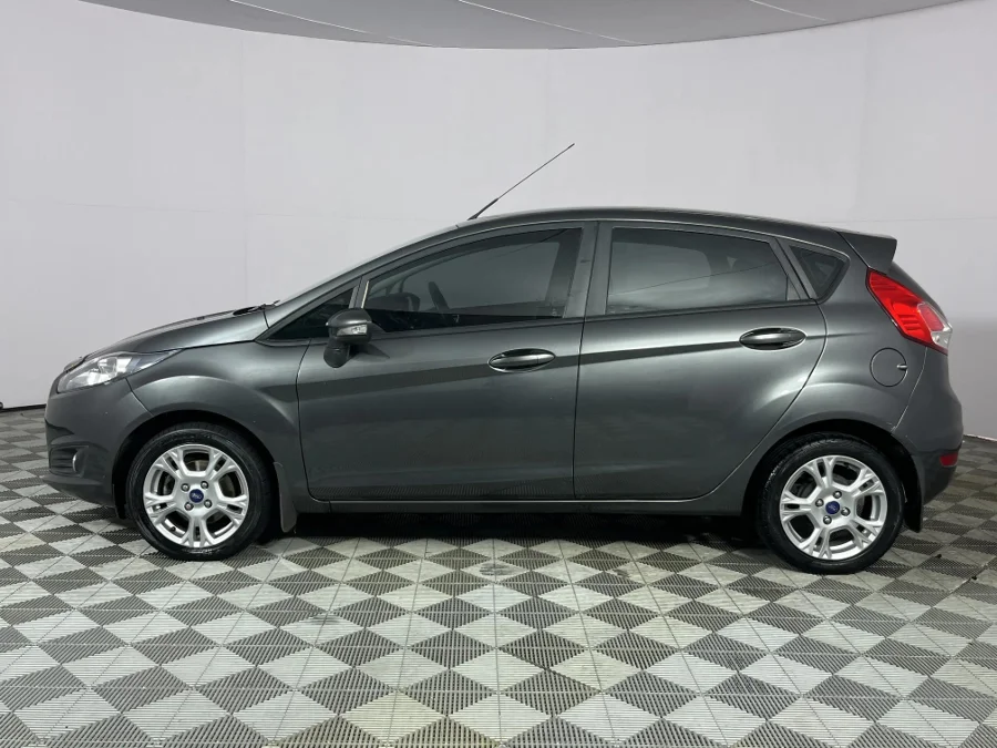 Used 2017 Ford Fiesta 5-door 1.0T Trend auto - WeBuyCars Brackenfell Cape Town