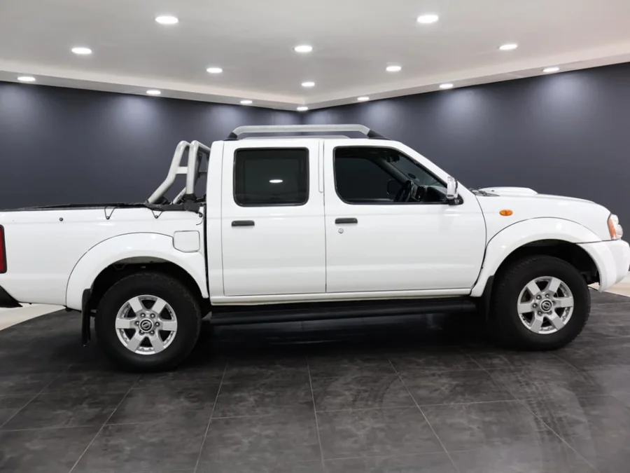 Used 2019 Nissan NP300 Hardbody 2.5TDi double cab Hi-rider - ICar Gezina