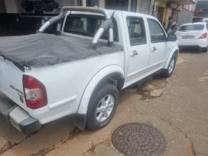 Used 2009 Isuzu KB 300D-Teq double cab Serengeti auto