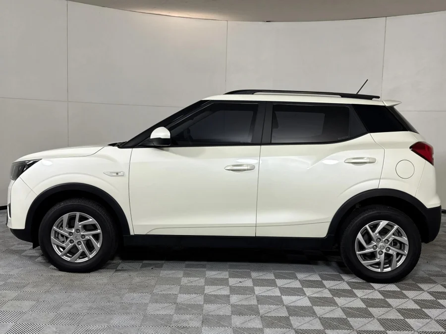 Used 2023 Mahindra XUV300 1.2T W8 - WeBuyCars Midstream