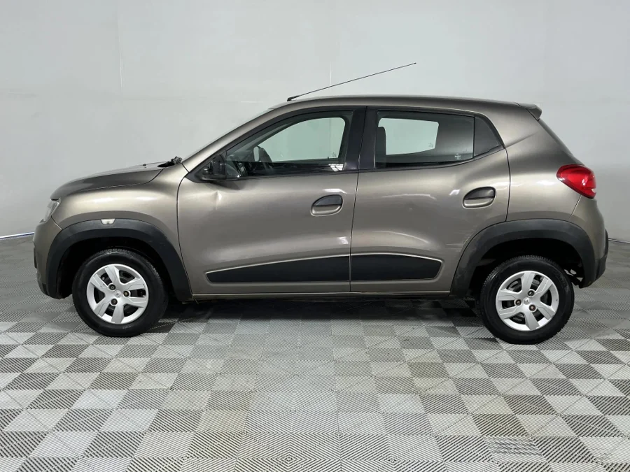 Used 2017 Renault Kwid 1.0 Dynamique - WeBuyCars Silverlakes