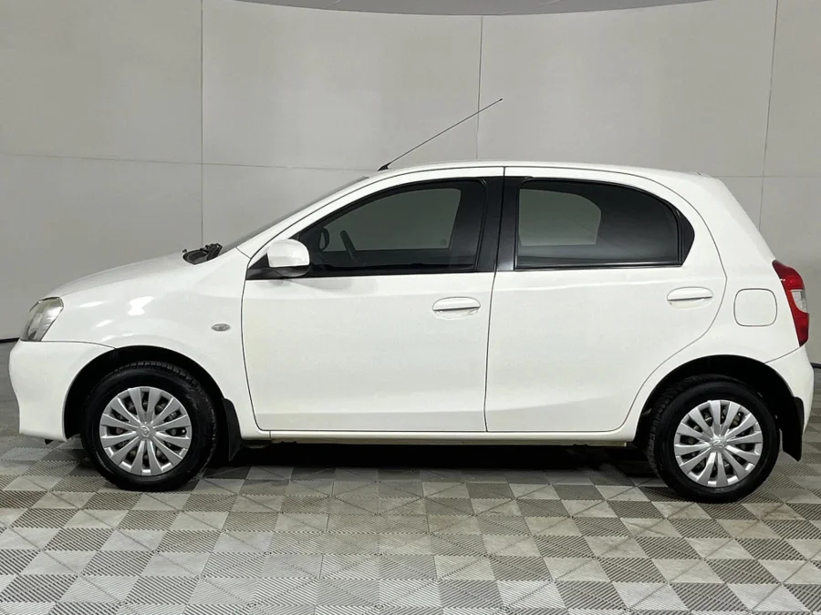Used 2016 Toyota Etios hatch 1.5 Sprint - WeBuyCars Polokwane