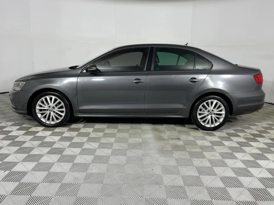 Used 2017 Volkswagen Jetta 1.4TSI Comfortline - WeBuyCars Montana