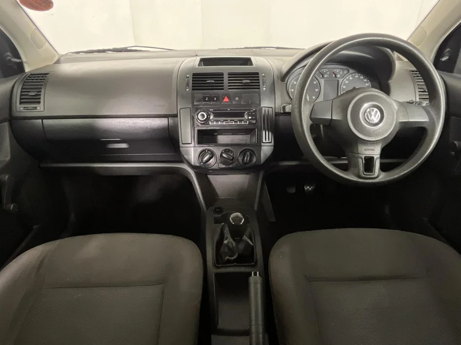 Used 2015 Volkswagen Polo Vivo hatch 1.4 Conceptline - WeBuyCars Gqeberha